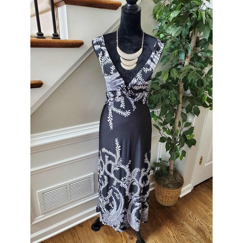 Jon & Anna Women's Black Polyester V-Neck Sleeveless Long Maxi Dress Size Medium